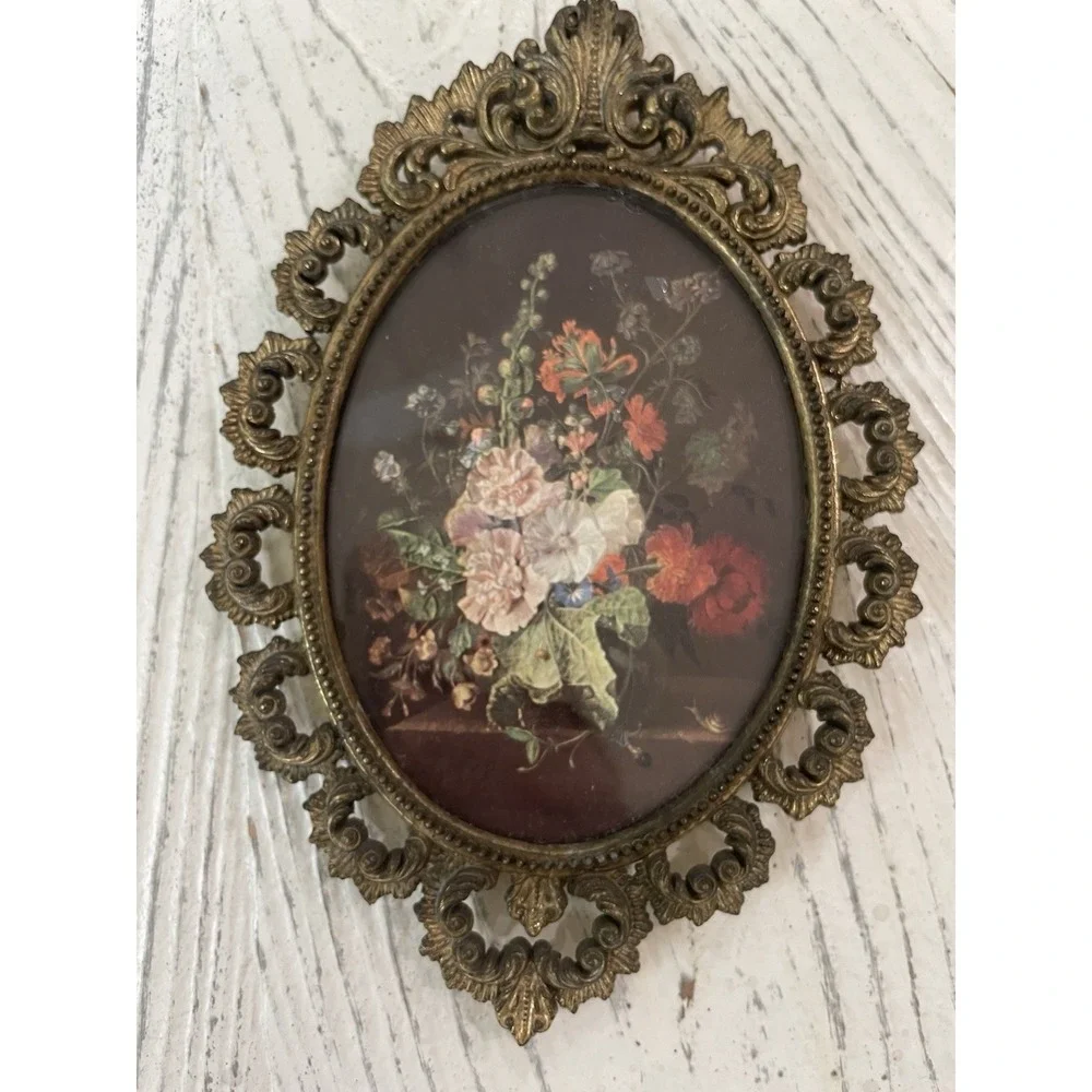 2 Vtg Oval Metal Italian Ornate Frame Floral Pictures w/ Glass Made in Italy 5x7